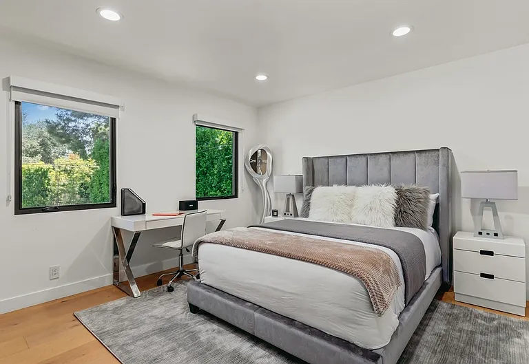 17045 Otsego St #1 — Photo 30