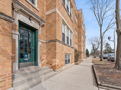 2306 W Jarvis Ave APT 3, Chicago, IL, 60645