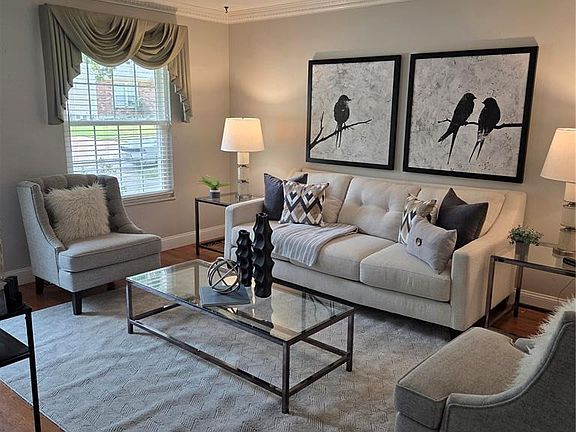 5th image of 6829 Finchdale Ct