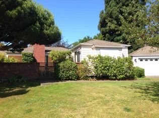 7701 Crest Dr NE, Seattle, WA 98115