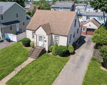 2462 Woodland Avenue, Wantagh, NY, 11793