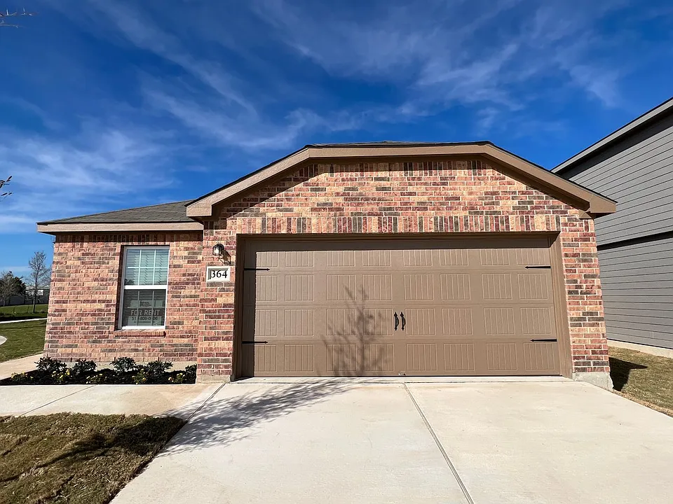 364 Crescent Park Dr