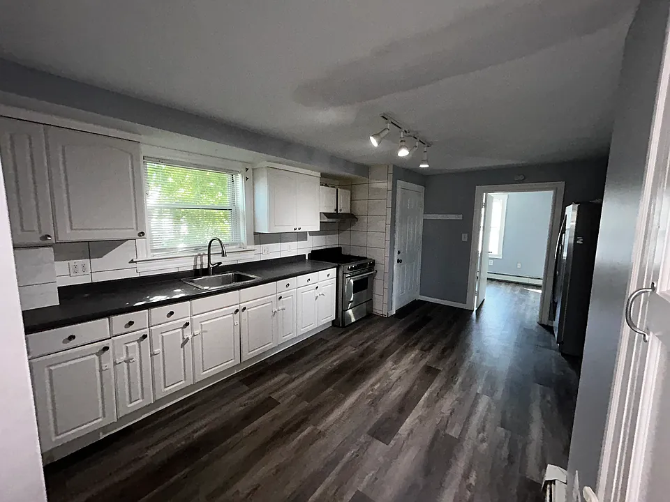 16 Northend St #2