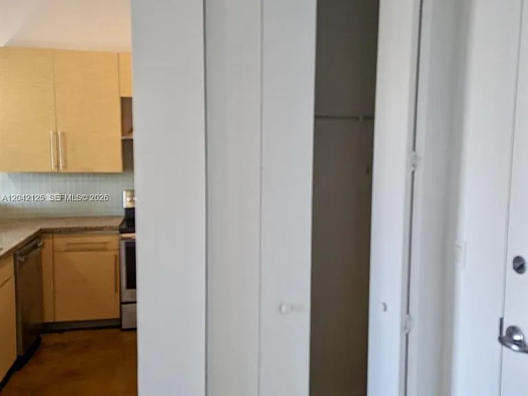 1789 NE Miami Gardens Dr #W304 — Photo 7