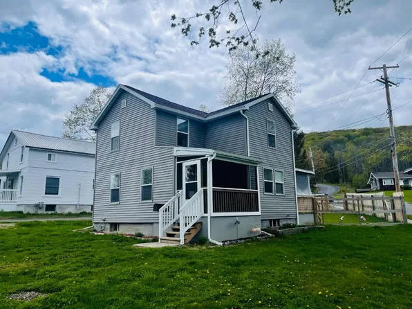 102 Corona Ave, Groton, NY 13073