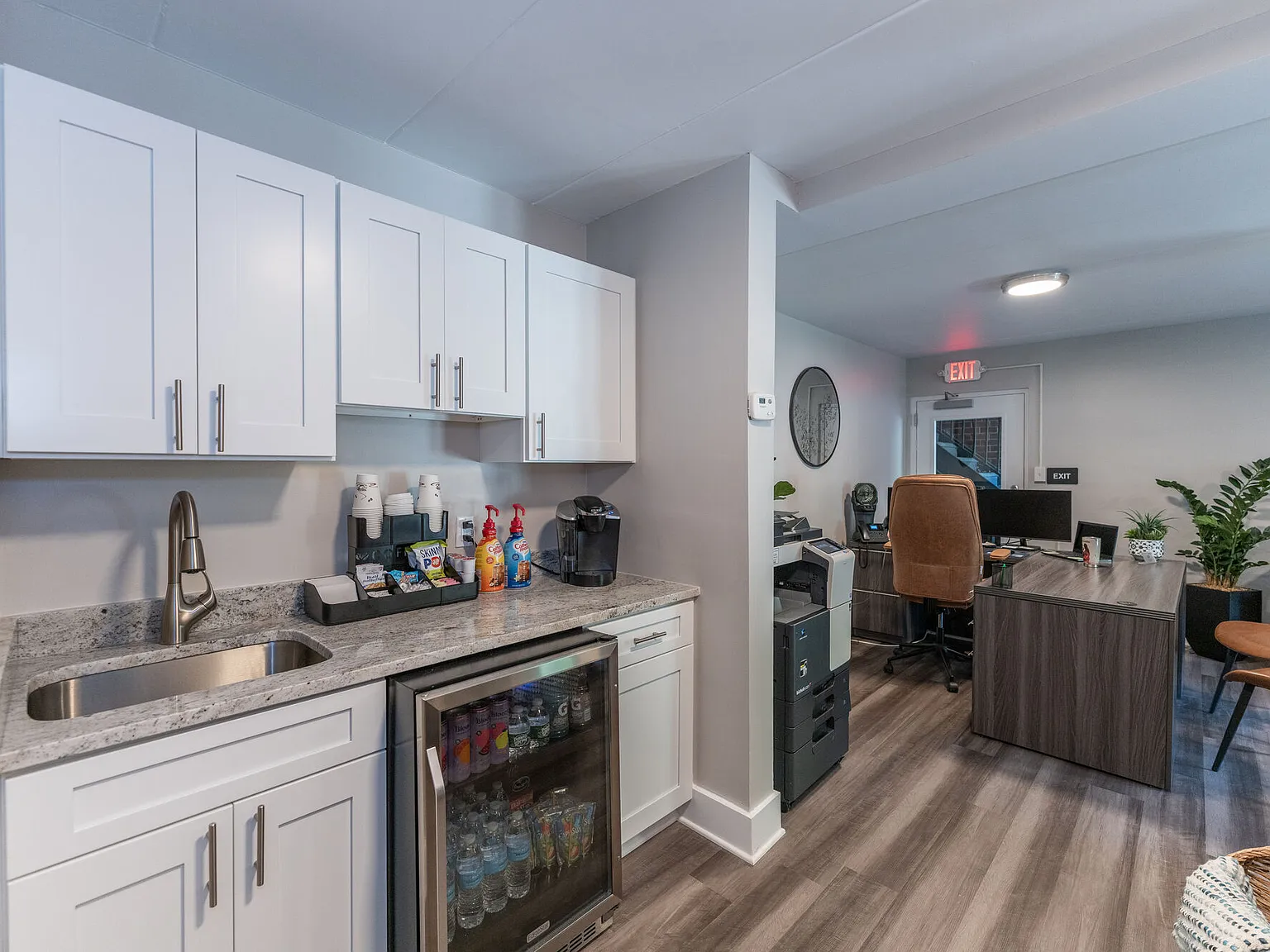 Parkway Apartments — Photo 2