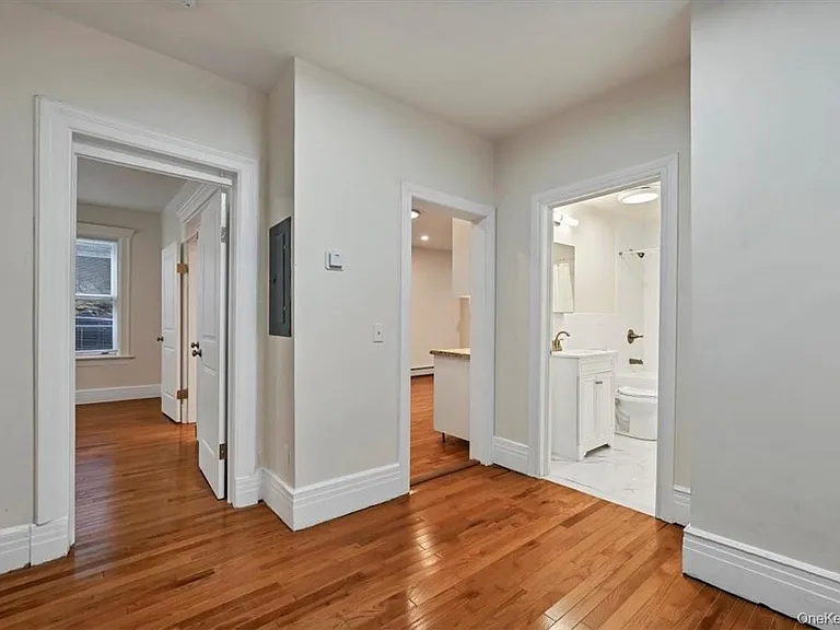 271 Liberty St #1 — Photo 17