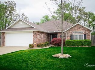 1614 N Fieldstone Ave, Fayetteville, AR 72704
