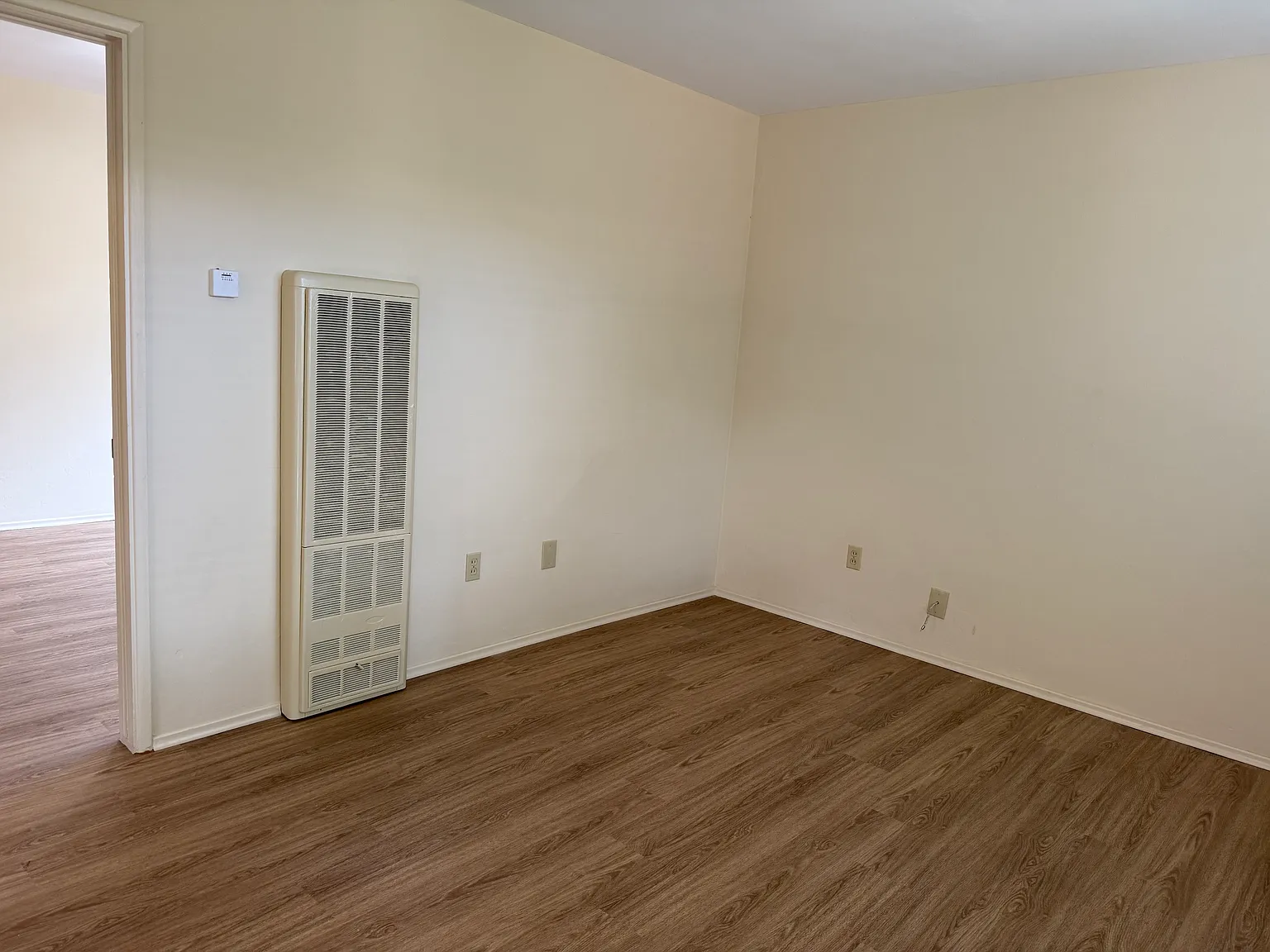 1 bed, 440 sqft, $1,995 — Photo 3
