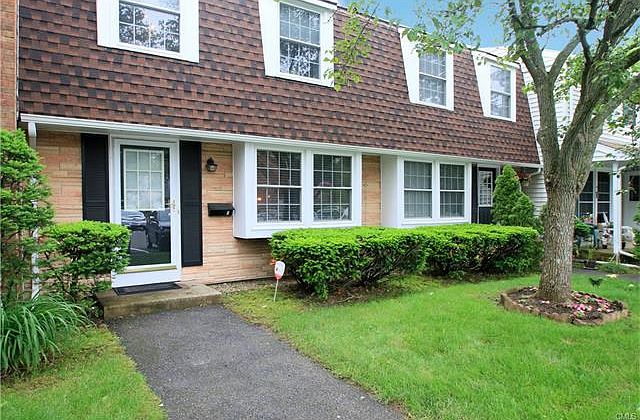1st image of 8 Jackson Dr #8