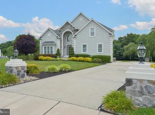 3 Jillian Way, Mount Laurel, NJ 08054