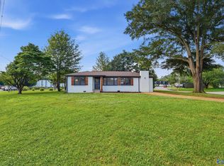 3901 Harwood Dr, Huntsville, AL 35805