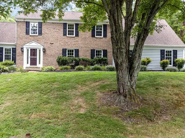 2408 Chatau Ct, Fallston, MD 21047