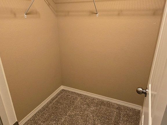 Walk-in closet, 5' x 5' .