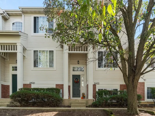 2422 Oakfield Ct, Aurora, IL 60503