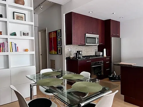40 Fay St #407 Photo 1