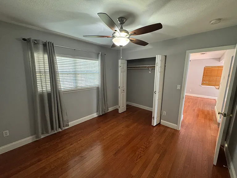 2276 Raeford Rd — Photo 2
