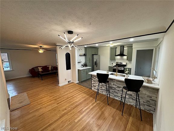 5th image of 1181 French Ave