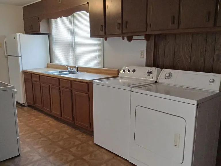 840 Old Forest Rd #A — Photo 14