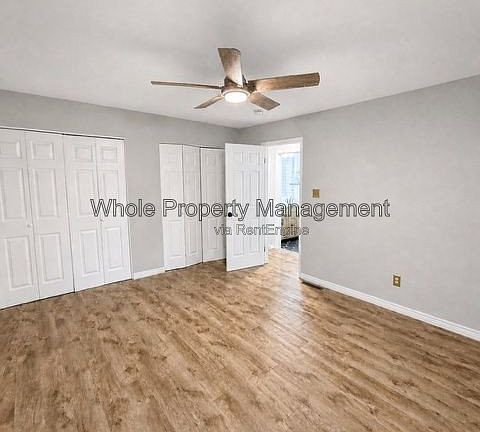 4th image of 1920 E 81st Pl