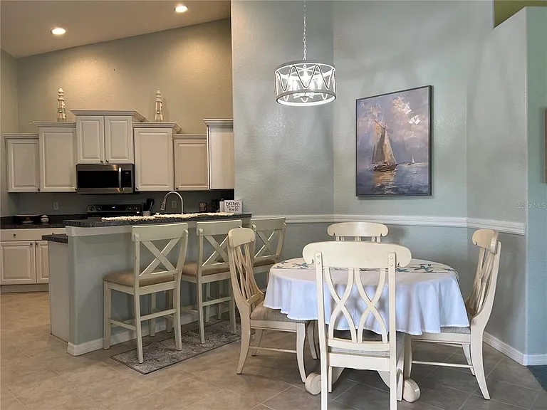 3653 Lakewood Blvd — Photo 8