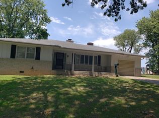 215 N Paine St, Liberal, MO 64762