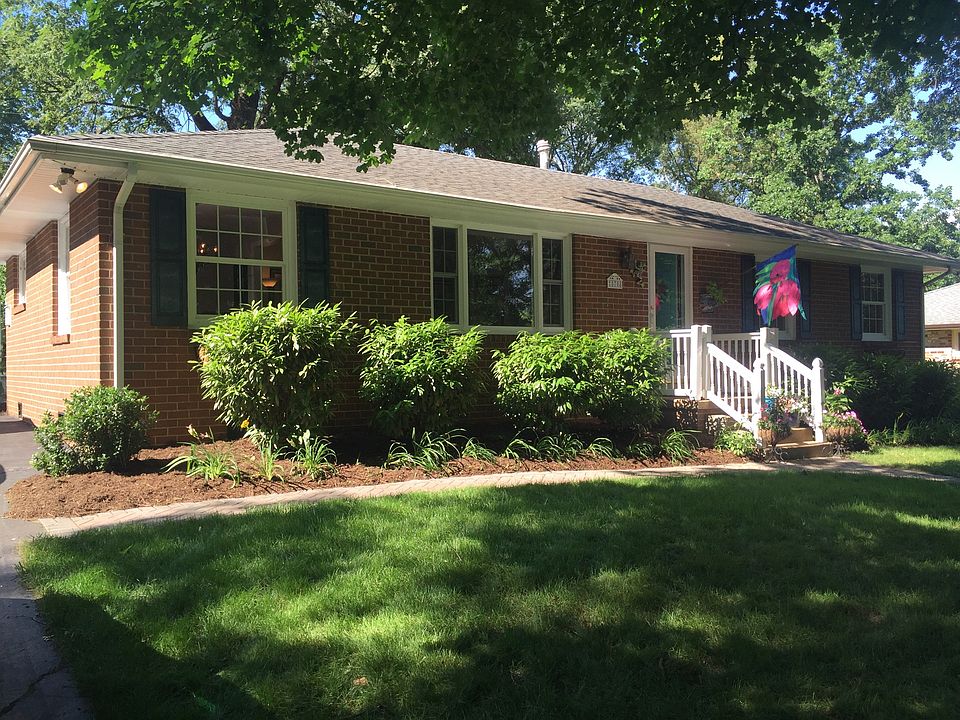 1st image of 8708 Woodlake Dr
