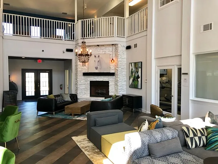 102 University Village Dr #L — Photo 14