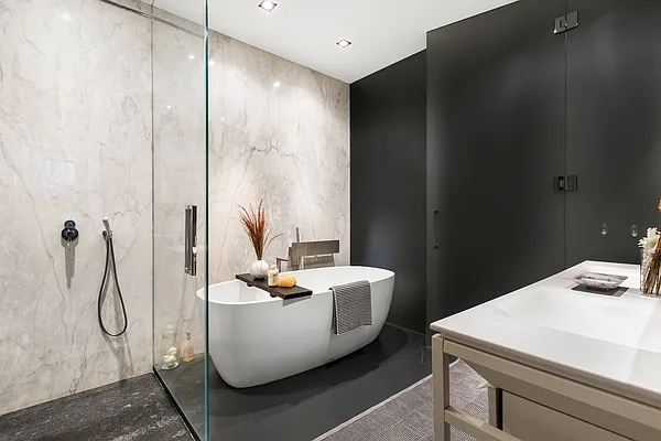 Sold by Compass | media 10