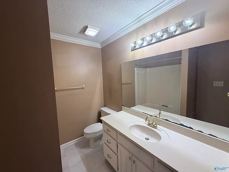 248 W Lake Cir — Photo 11