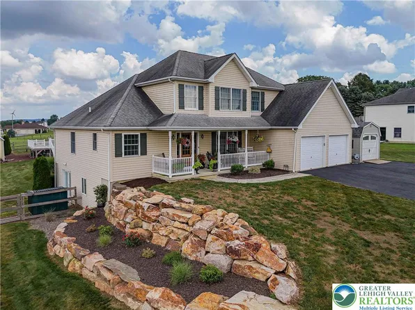 7001 Central Rd, Germansville, PA 18053