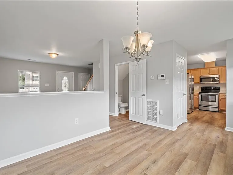 3009 Maura Ct — Photo 2