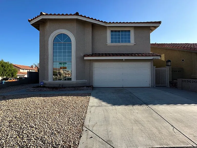 8633 Caribbean Ct — Photo 2