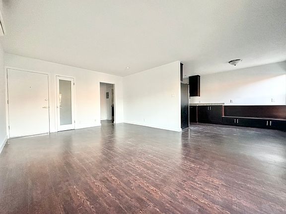 4th image of 1419 N Curson Ave #6