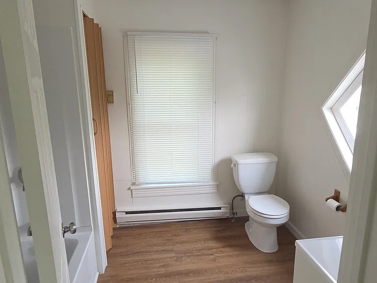 102 N Repauno Ave #7 — Photo 7