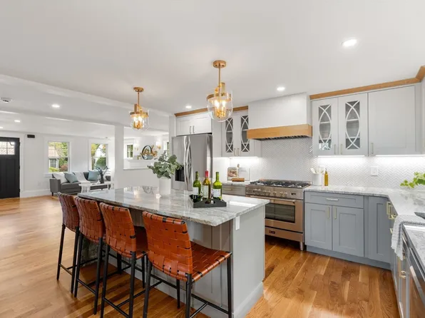 78 Middlesex St, Winchester, MA 01890