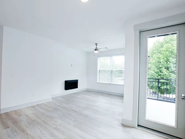 Excelsior Park Apartments — Photo 25