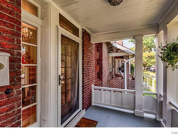 2nd image of 4018 Wyoming St