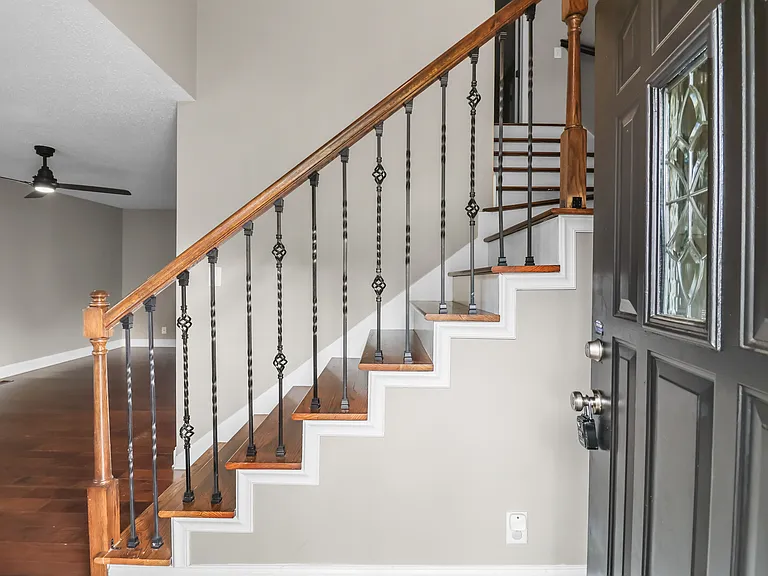 3795 McAllister Dr — Photo 6