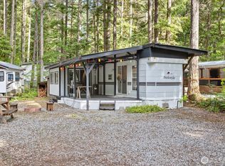 190-1 Fireside Lodge Cir, Maple Falls, WA 98266