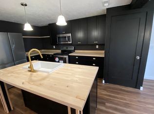 468 N Woodland Rd, Saratoga Springs, UT 84045