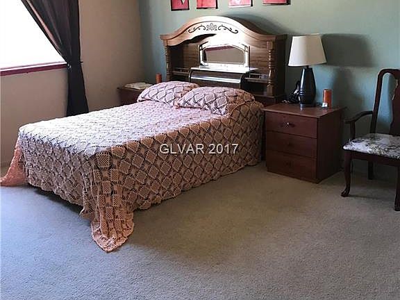 5th image of 5673 Pineview Pl