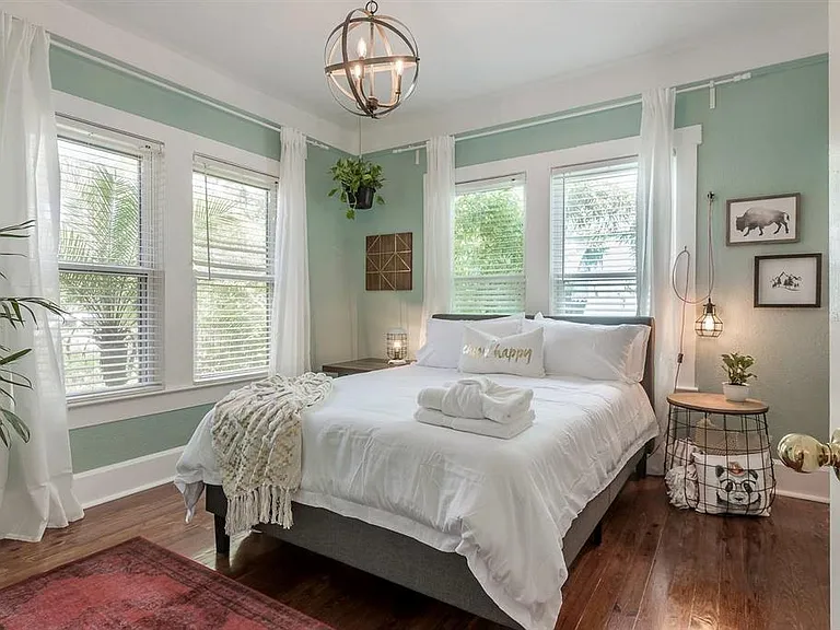 114 W Cayuga St — Photo 12