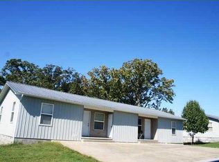 102 Clive St, Berryville, AR 72616