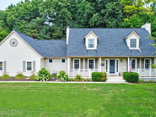 6360 Woodcrest Rdg, Clarkston, MI 48346