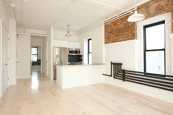 Rented by Town Residential | media 36