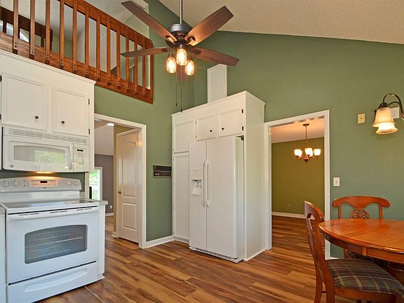 4th image of 506 Willow Bend Ct