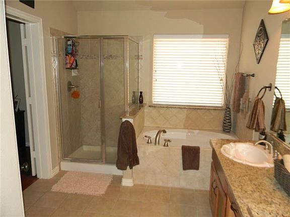 5th image of 8503 Marion Dr
