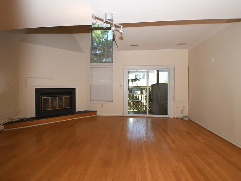 7802 Mistic View Ct — Photo 49
