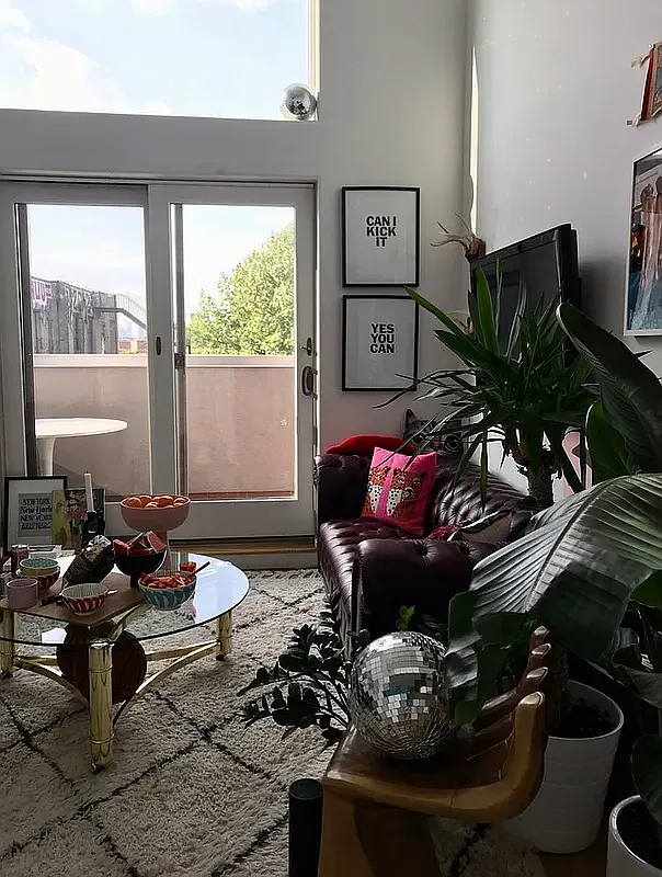 94 Meserole Street — Photo 3